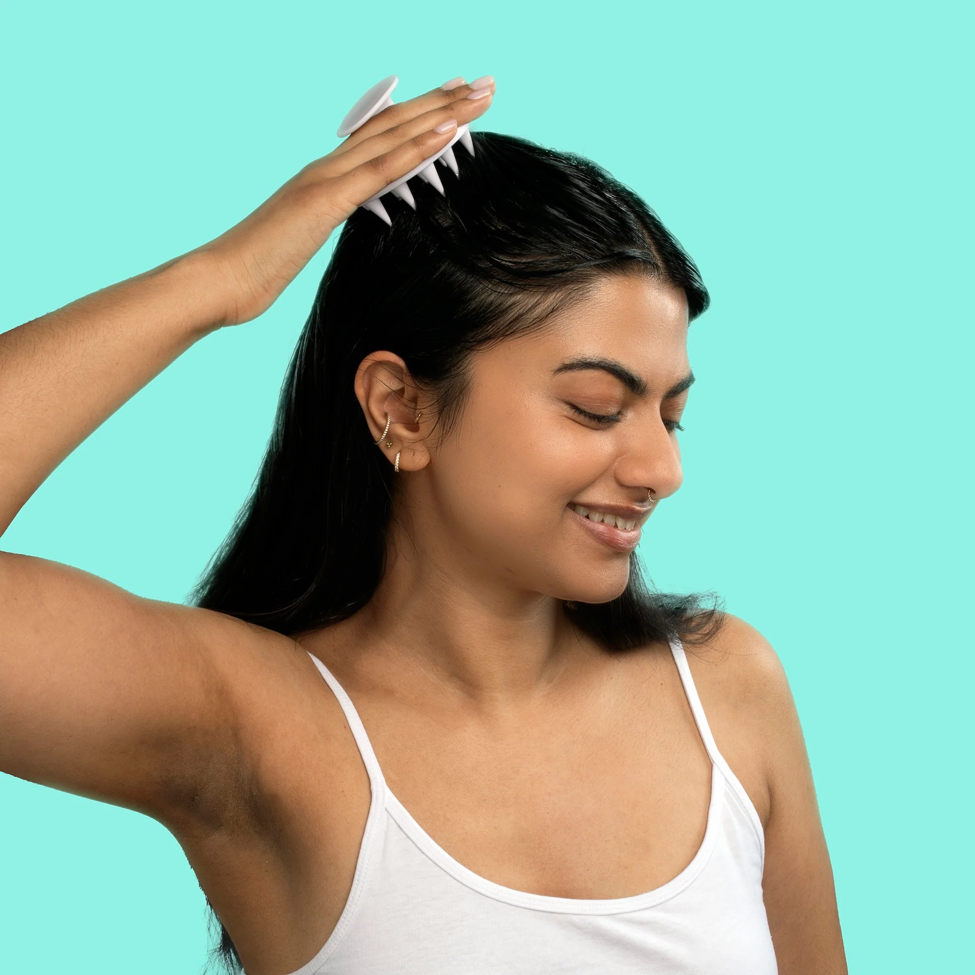 Nourishing Hair + Scalp Oil - Image 4